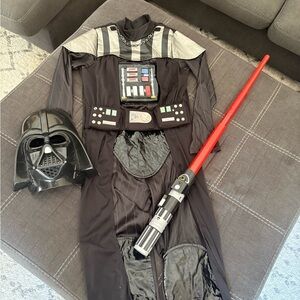 Disney Darth Vader costume size 9/10